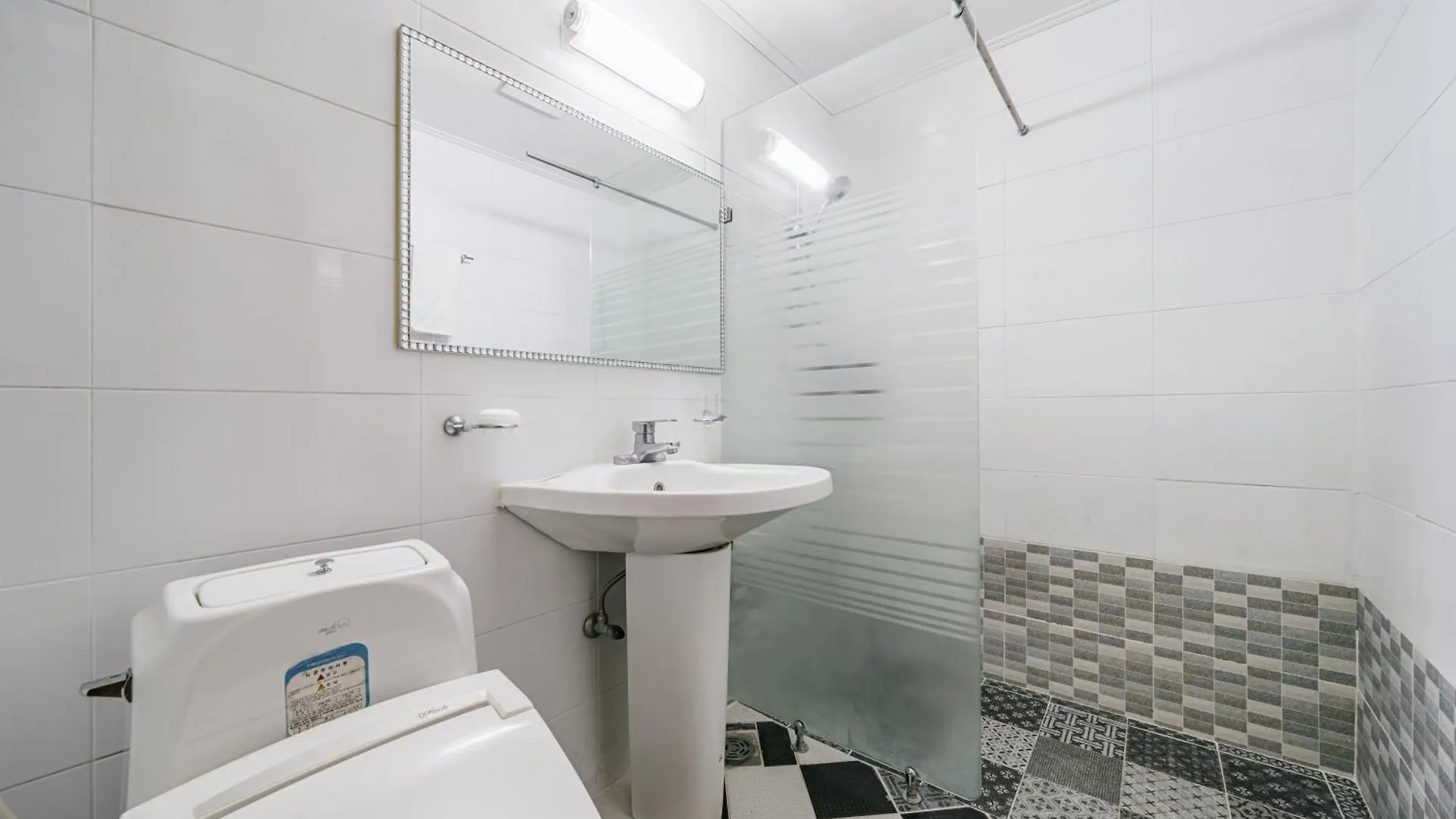 Jeju B Hotel