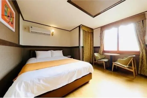 Jeju B Hotel